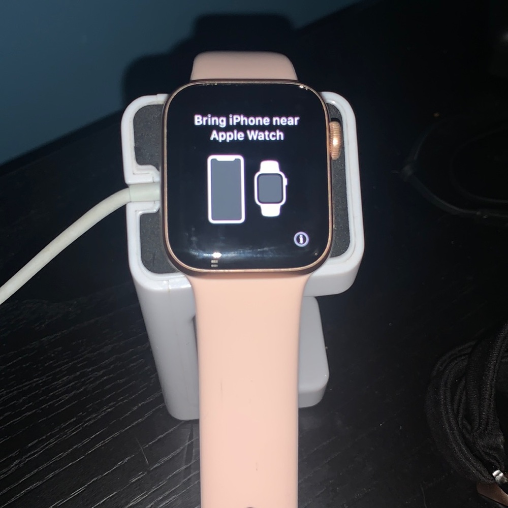 Apple Watch 4 Rose Gold 40 mm